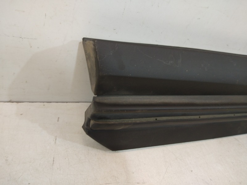 Накладка двери задней левой