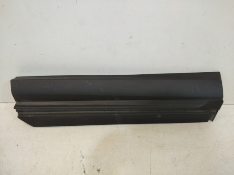 Накладка двери задней левой