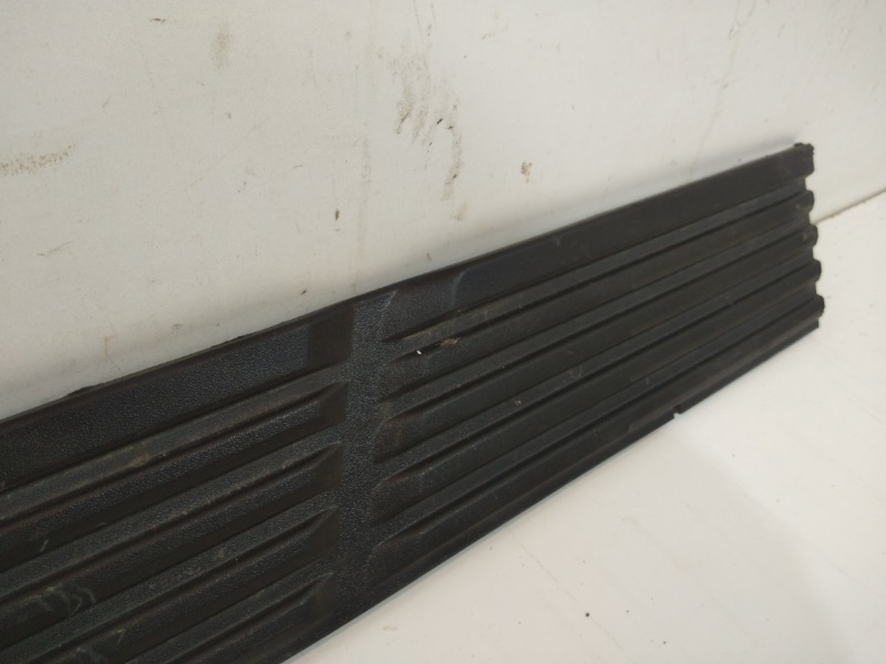 Накладка на порог (наружная)