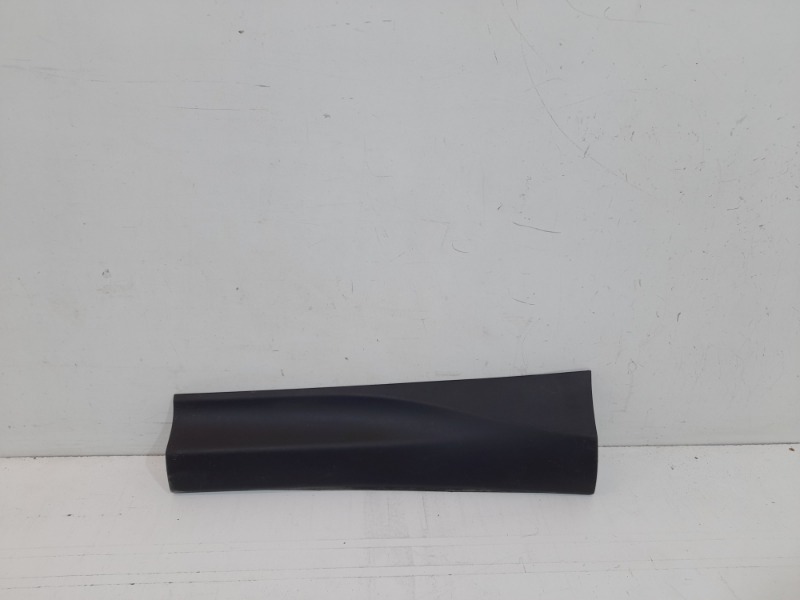 Накладка двери задней левой