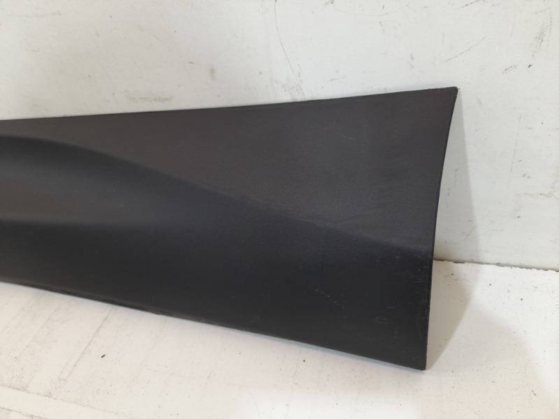 Накладка двери задней левой