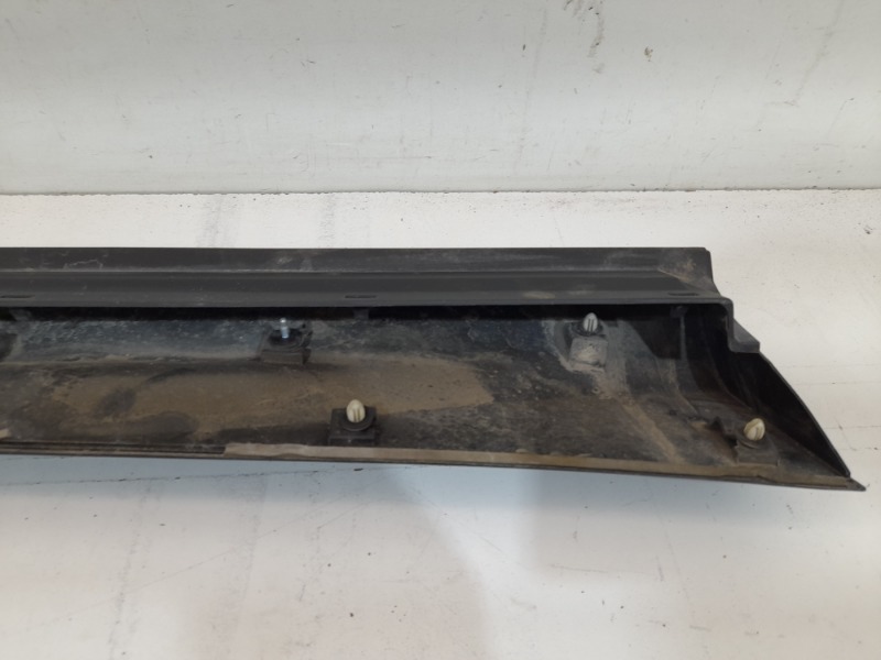 Накладка двери задней левой