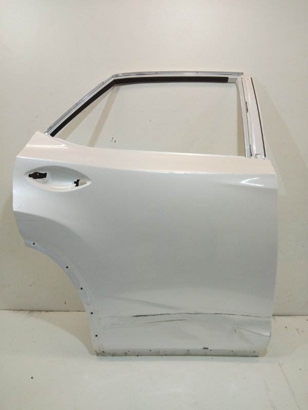 Дверь задняя правая