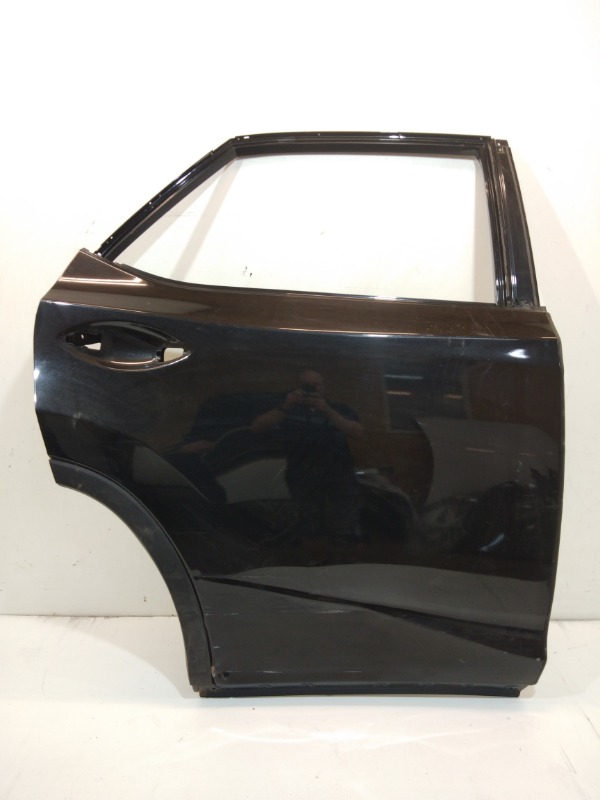 Дверь задняя правая