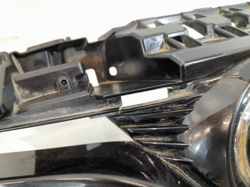 Решетка радиатора