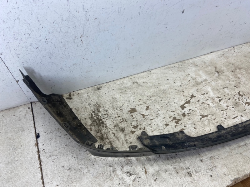 Спойлер заднего бампера