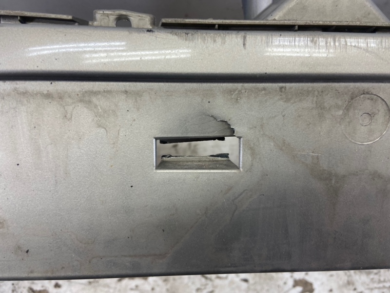 Бампер передний