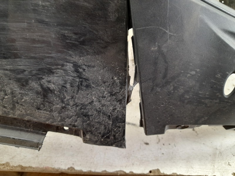 Бампер передний