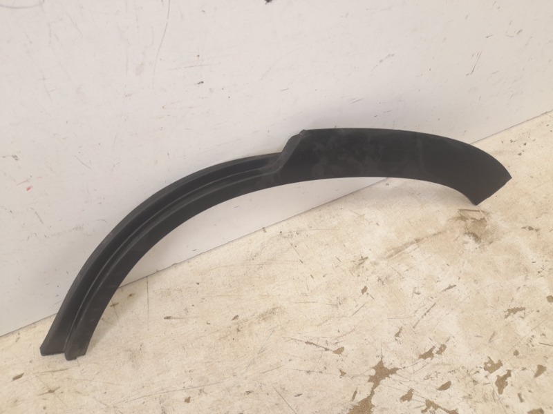 Накладка заднего крыла левого