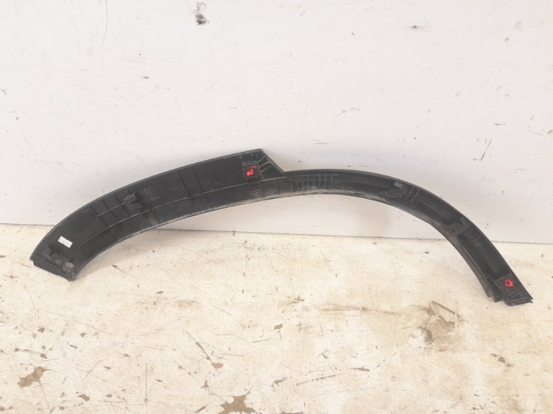 Накладка заднего крыла левого