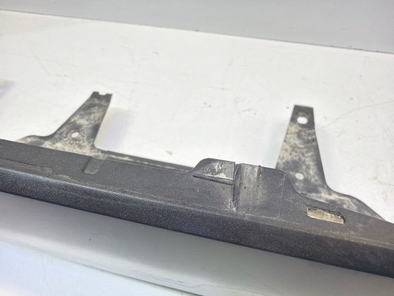 Спойлер заднего бампера