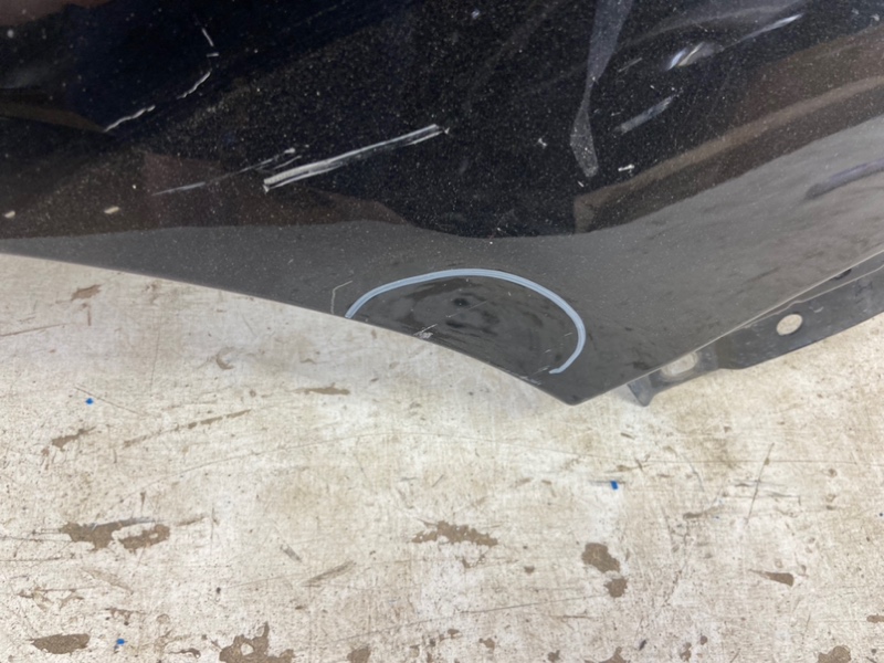 Крыло переднее левое