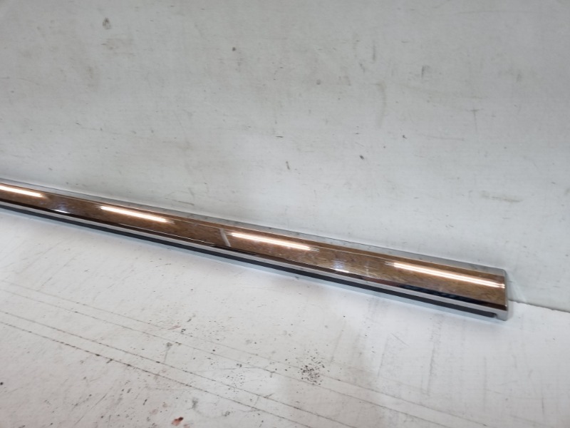 Молдинг двери