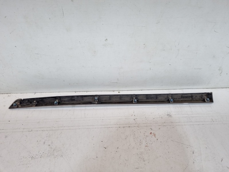 Молдинг двери