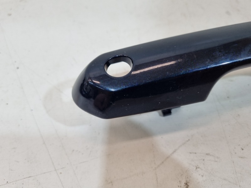 Ручка двери передней наружная левая