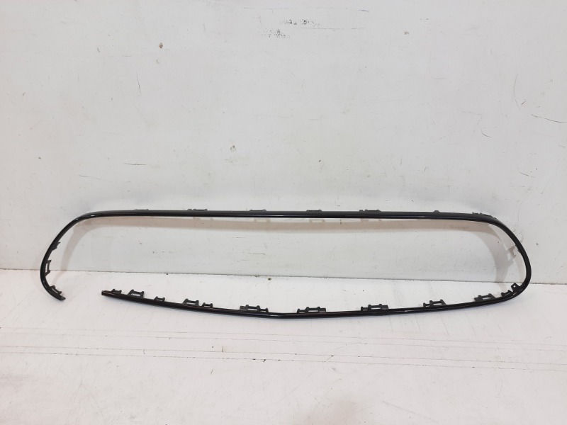 Накладка переднего бампера