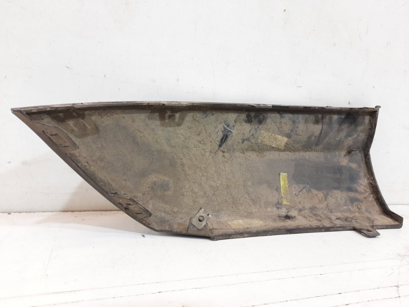 Накладка заднего бампера левая