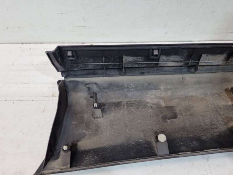 Накладка двери задней правой