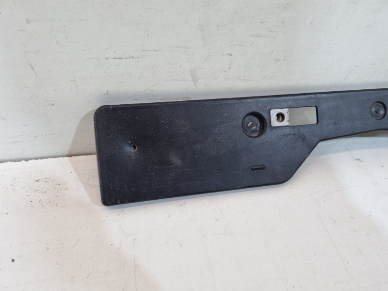 Накладка переднего бампера под номер