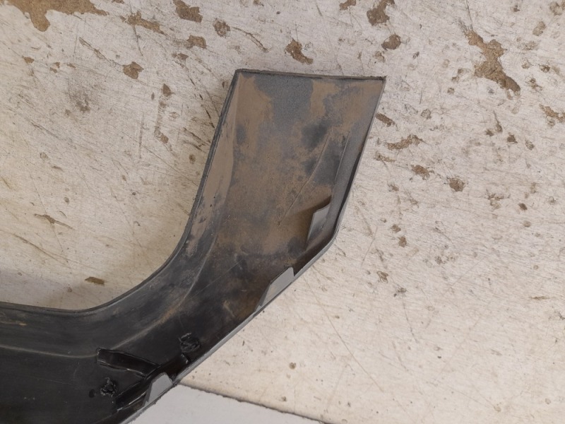 Спойлер заднего бампера