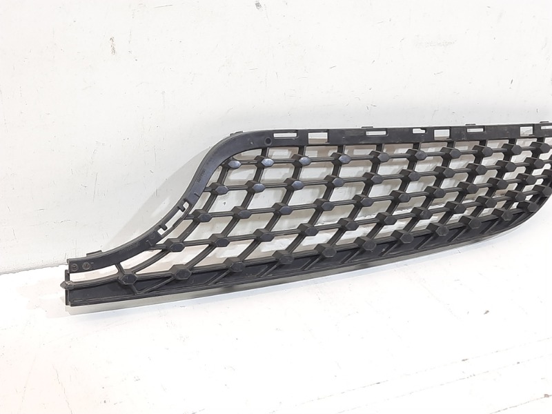 Накладка на решетку радиатора