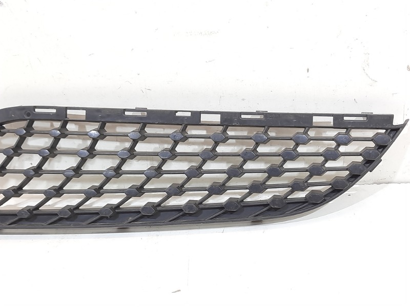 Накладка на решетку радиатора