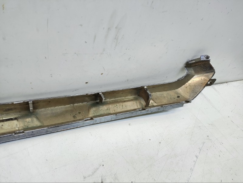 Накладка на решетку радиатора