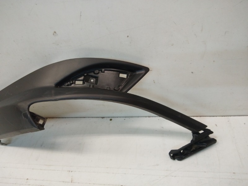 Спойлер заднего бампера