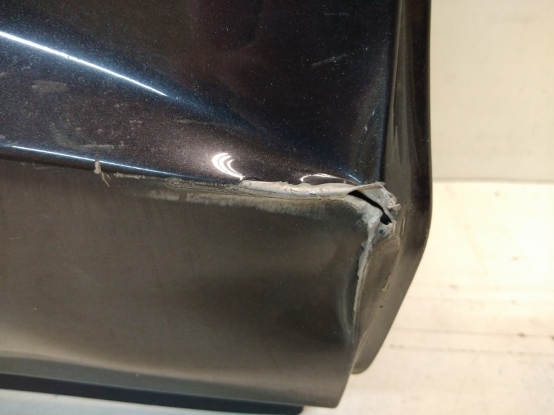 Дверь задняя правая