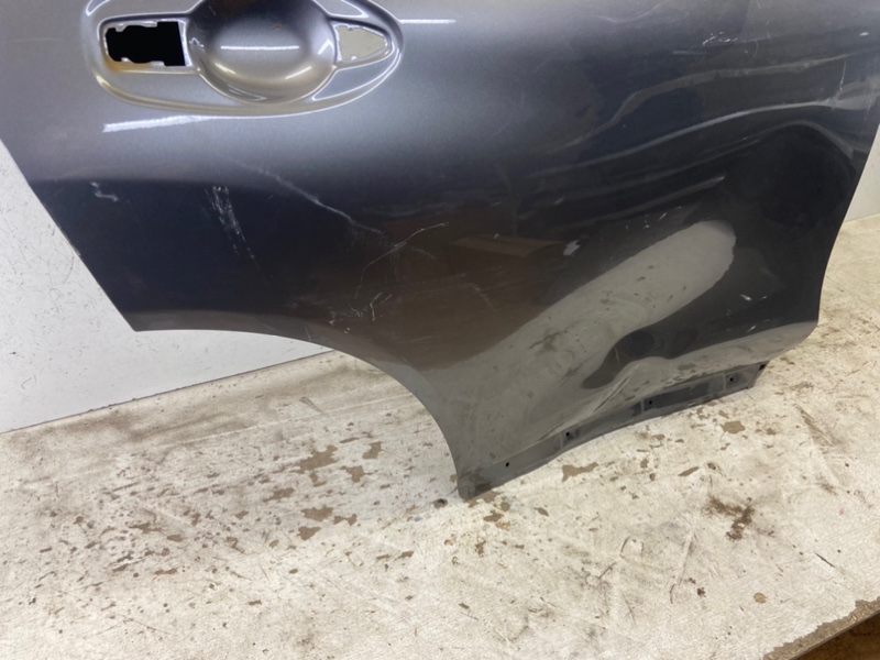 Дверь задняя правая