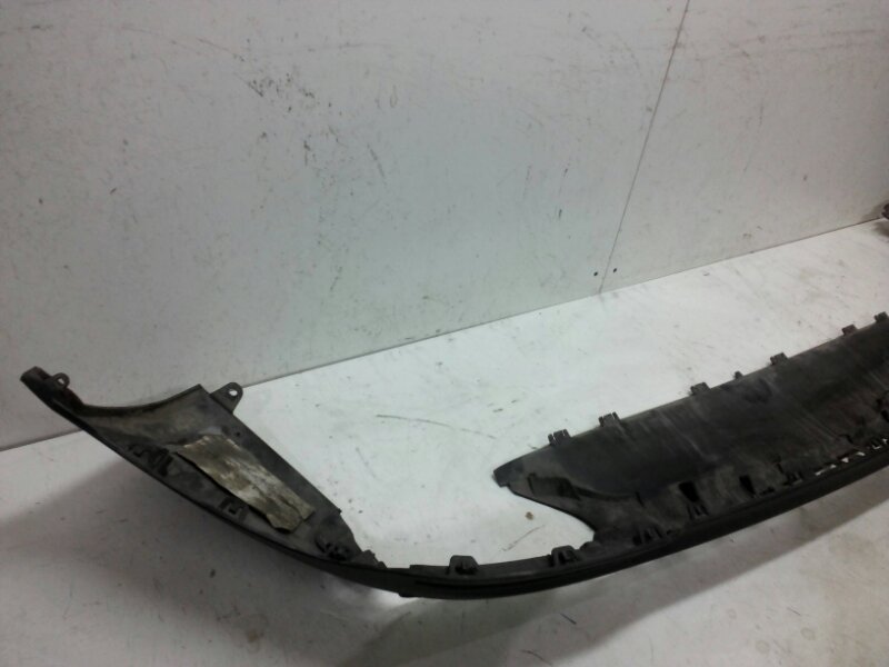 Спойлер заднего бампера