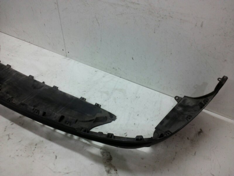 Спойлер заднего бампера