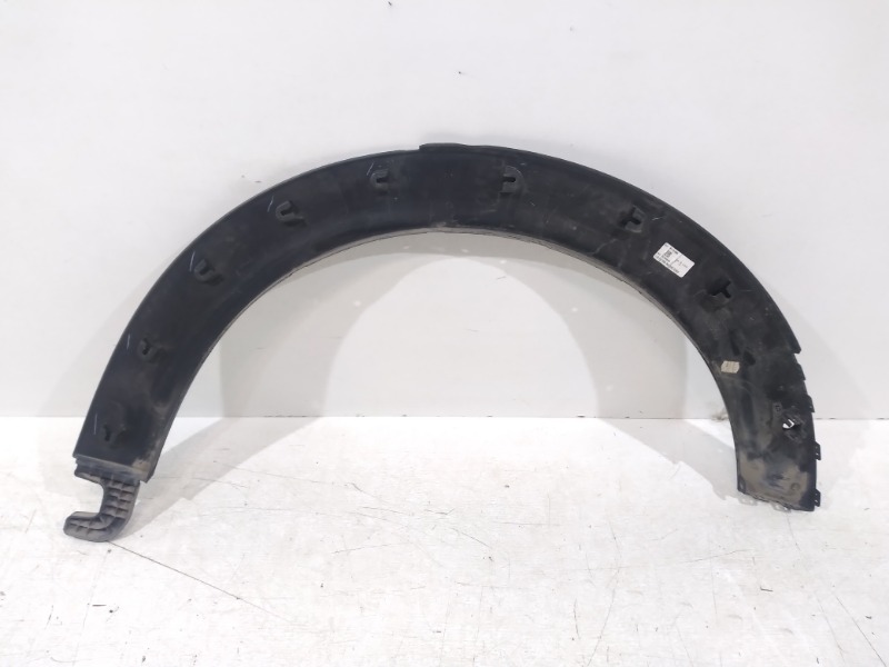 Накладка переднего крыла левого