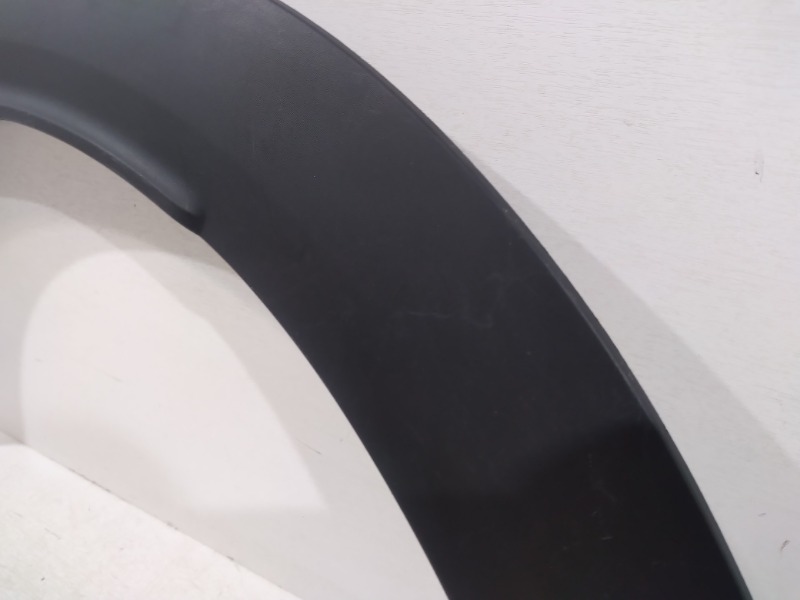 Накладка переднего крыла левого