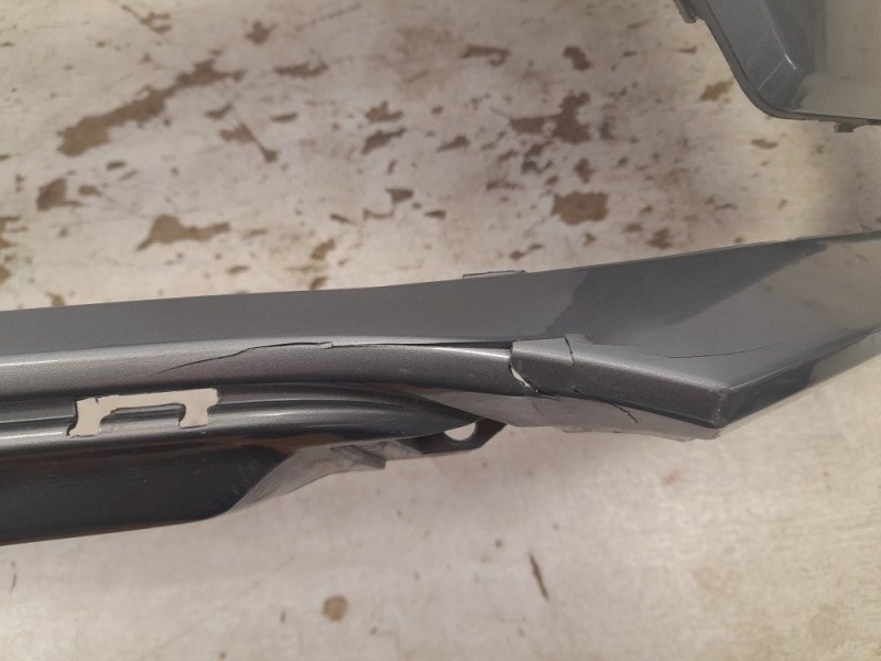 Бампер передний