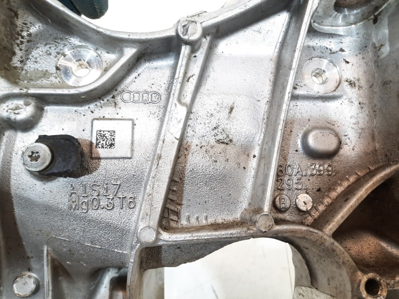 Кронштейн передней балки