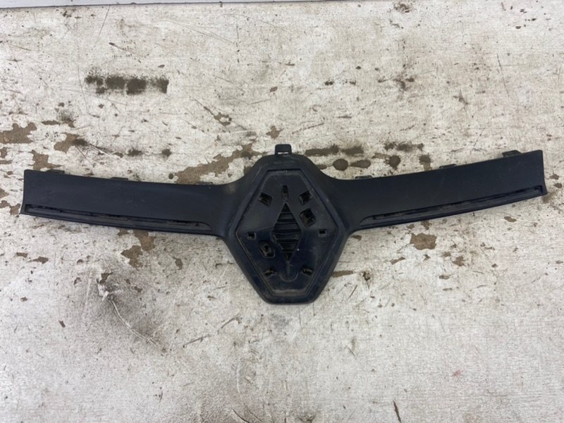 Накладка на решетку радиатора