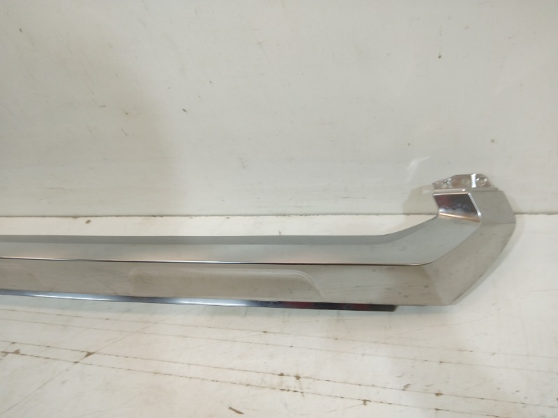 Накладка на решетку радиатора