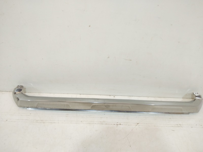 Накладка на решетку радиатора