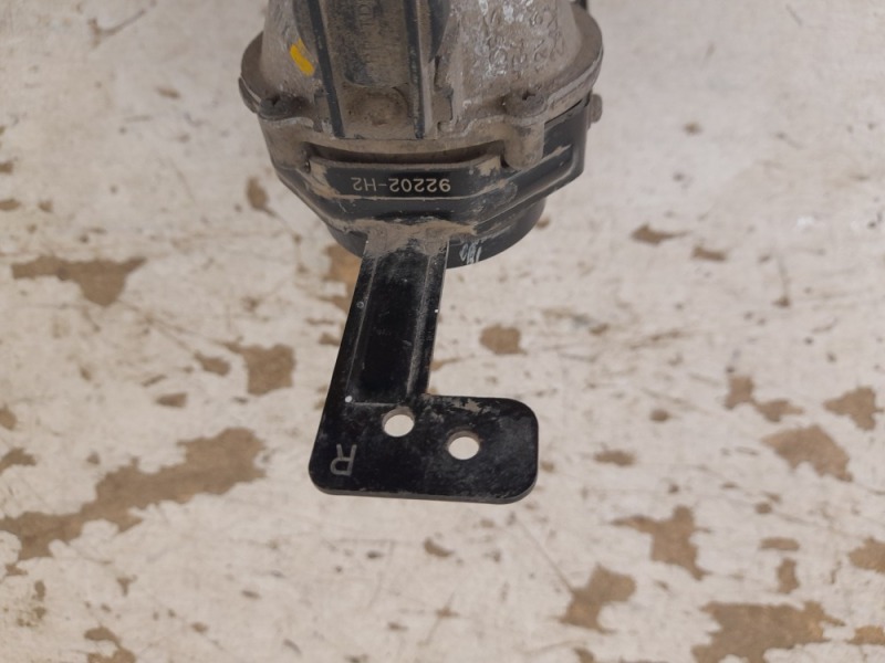 Фара противотуманная правая