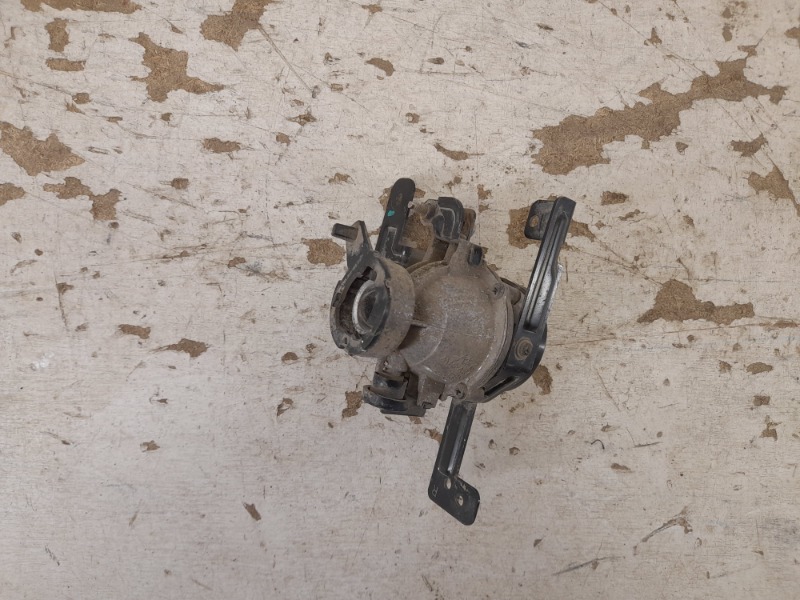 Фара противотуманная правая