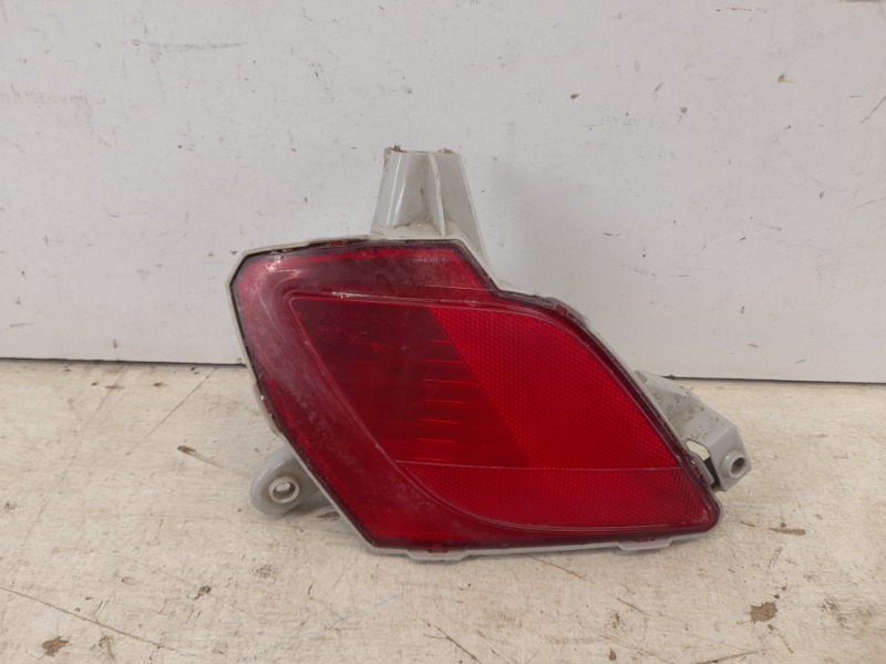 Фара противотуманная правая