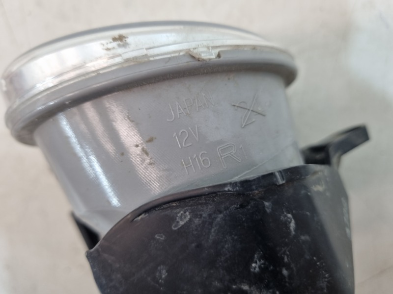 Фара противотуманная