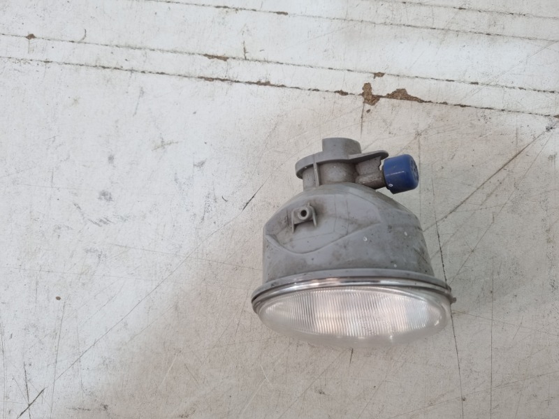 Фара противотуманная