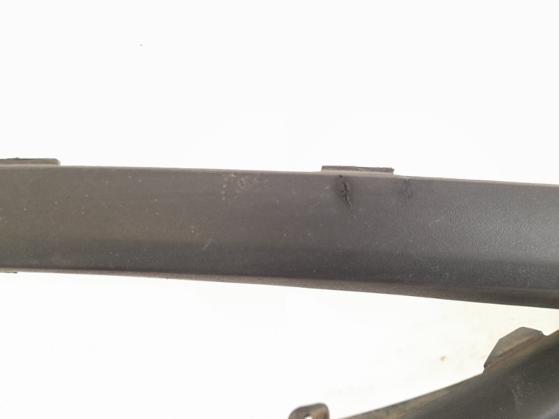 Накладка переднего бампера