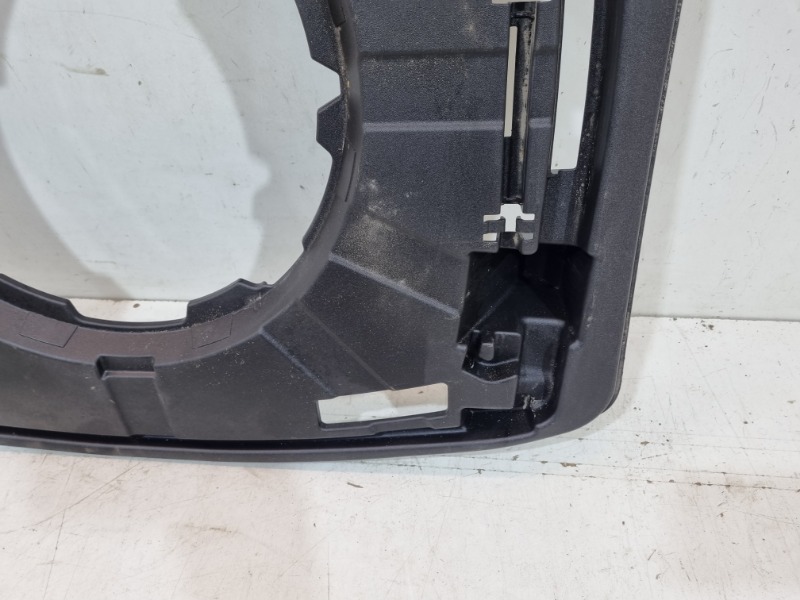 Ниша запасного колеса