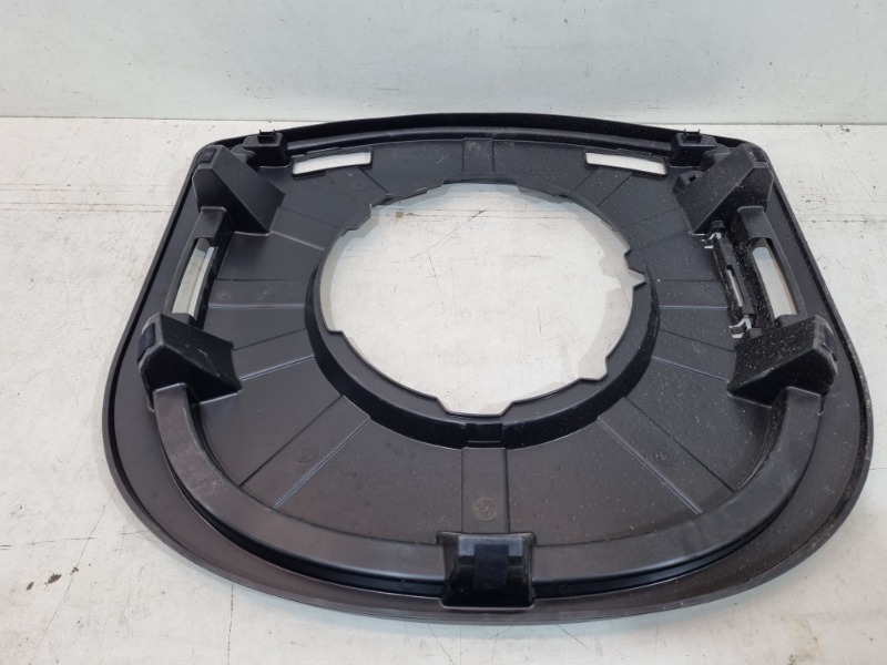 Ниша запасного колеса