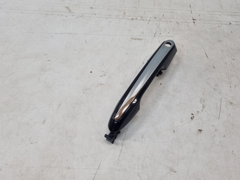 Ручка двери передней наружная левая