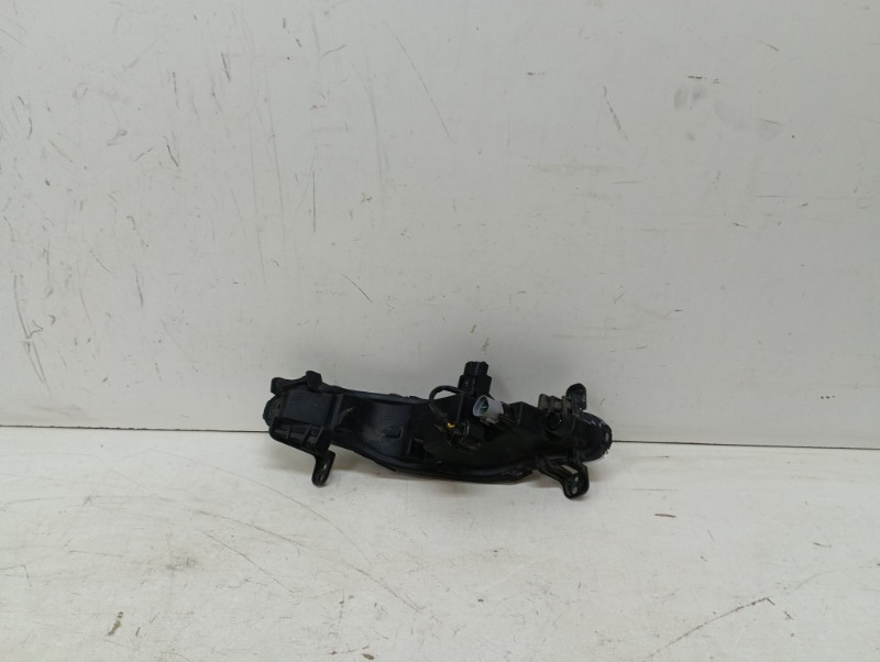 Фара противотуманная правая