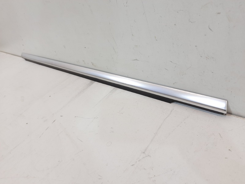 Молдинг двери